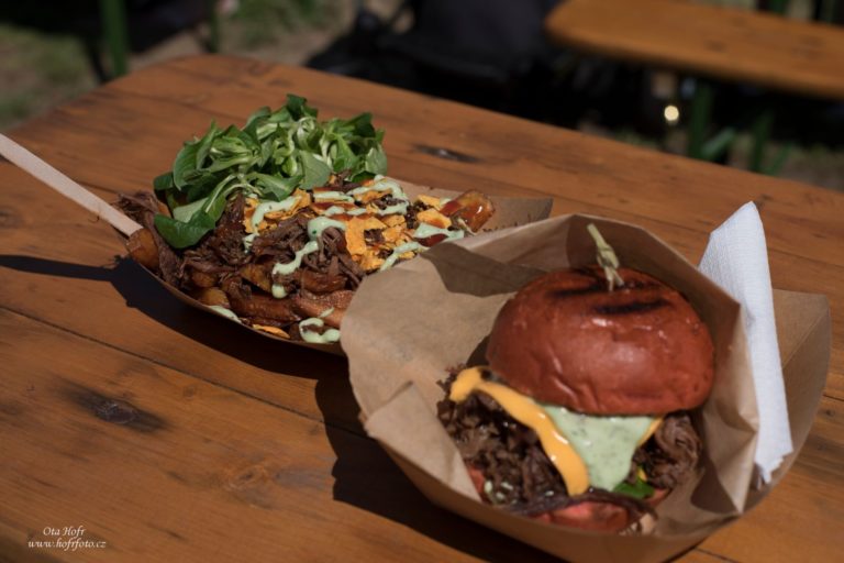 Přečtete si více ze článku Napajedelský burger fest!
