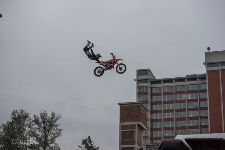 Přečtete si více ze článku FMX Show Petra Piláta